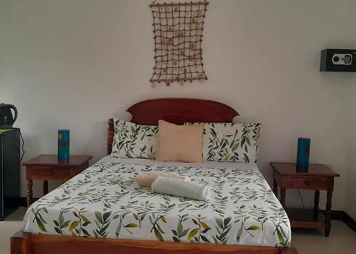 Bonita Oasis Beach Resort